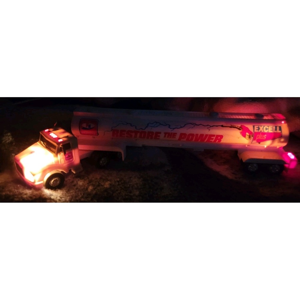 Holiday Gas Excell Plus Tanker Truck "Restore The Power" Lights Sounds‎ Works